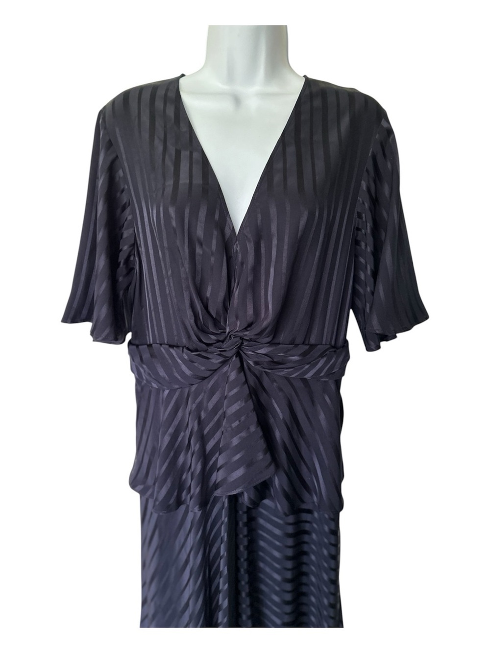 A.L.C. Avi Silk Dress Navy Twist Front Asymmetric Midi Dress $645. Excellent 10 - Picture 4 of 9